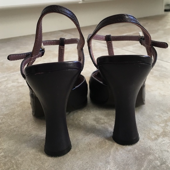 Authentic Prada shoes - Picture 3 of 4